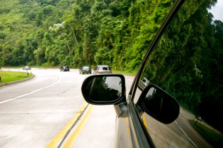Descubra as melhores dicas para planejar sua road trip pelo Brasil. De destinos incríveis a cuidados com o veículo, prepare-se para uma viagem inesquecível. Confira